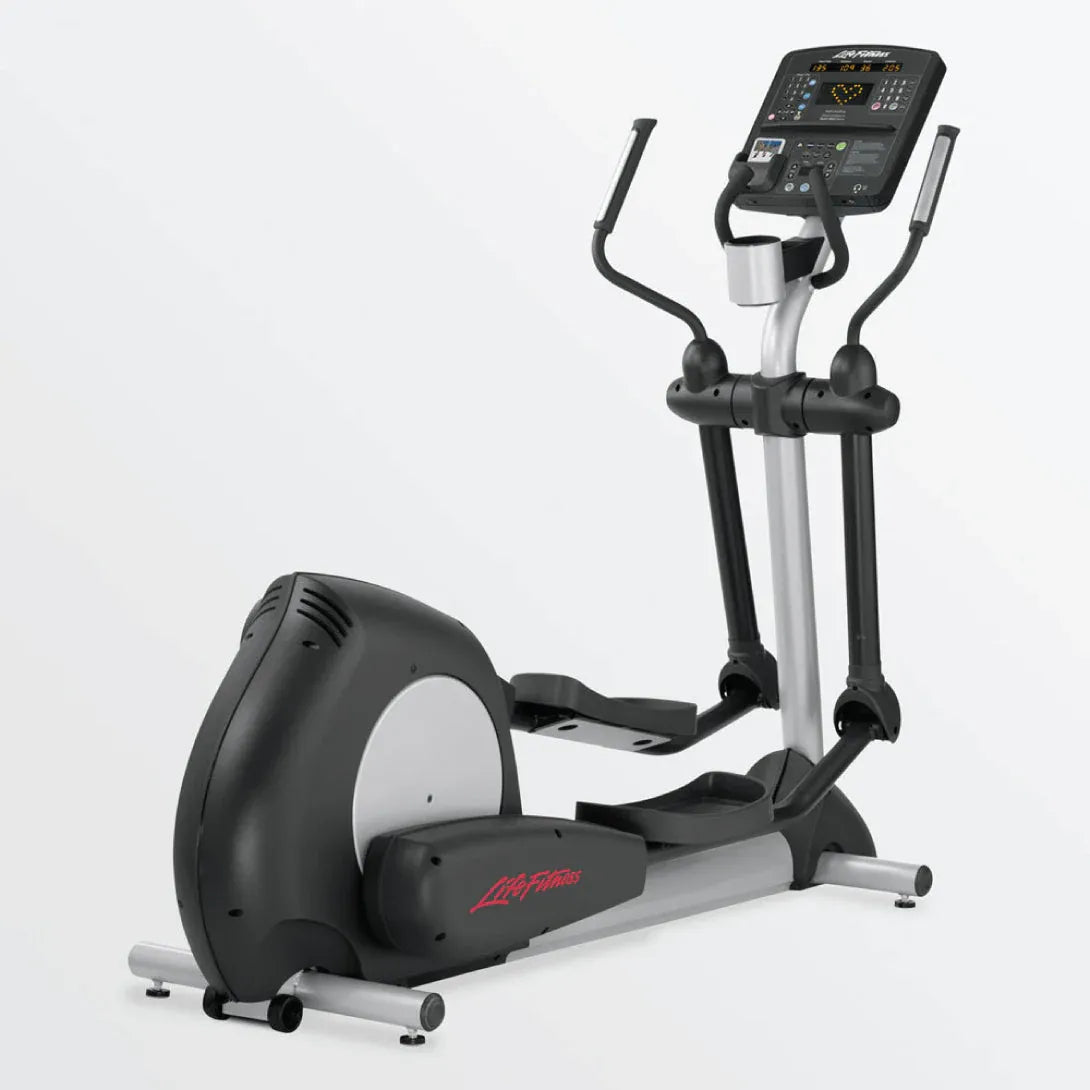 Life Fitness CLSX Elliptical (Used)