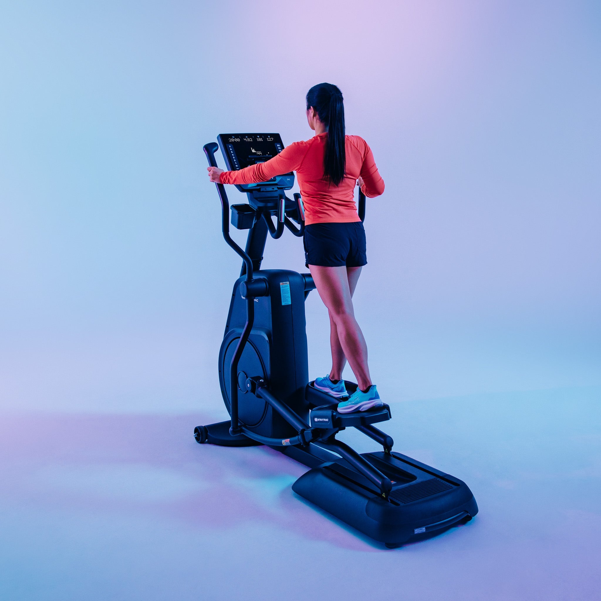 Star Trac 8CT Cross Trainer