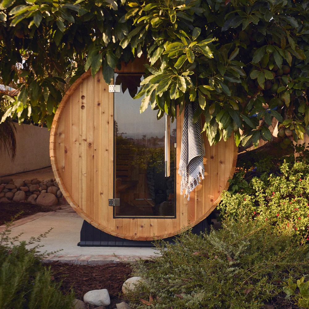 Almost Heaven Essex 4-Person Classic Barrel Sauna