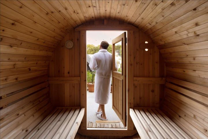 Almost Heaven Pinnacle 4-Person Barrel Sauna