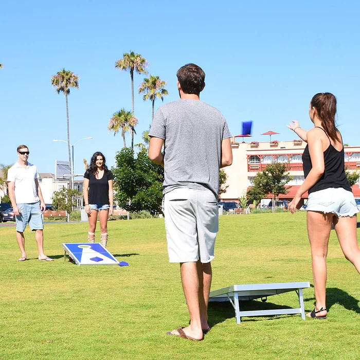 Classic 4 ft x 2 ft Cornhole Set