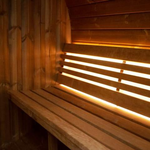 Model E8W 6 Person Traditional Sauna Barrel Sauna