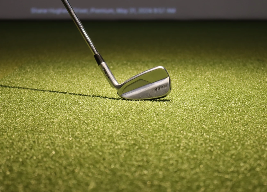 Uneekor Golf Launch Monitor QED