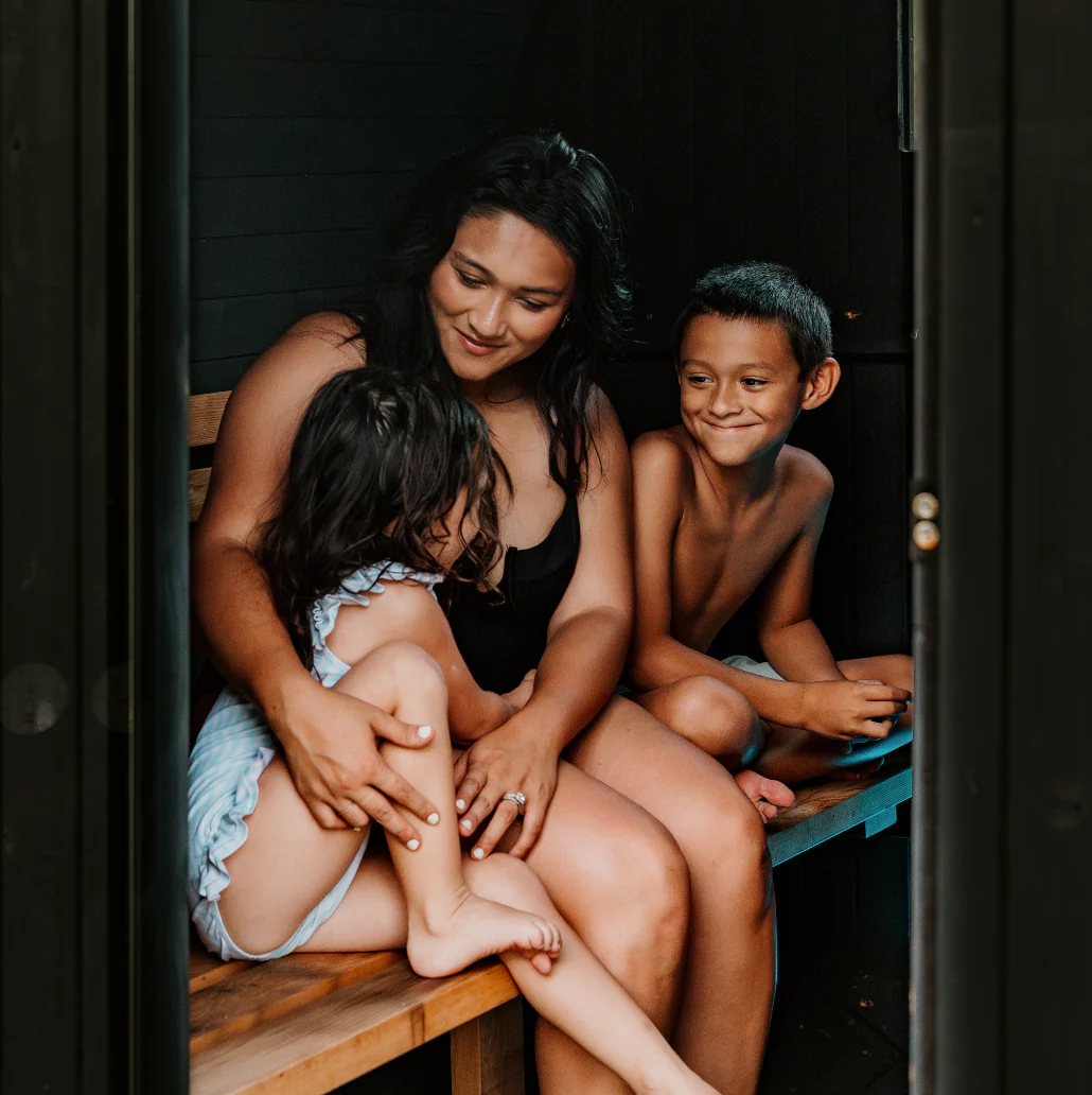 Almost Heaven Grandview 4-6 Person Canopy Barrel Sauna
