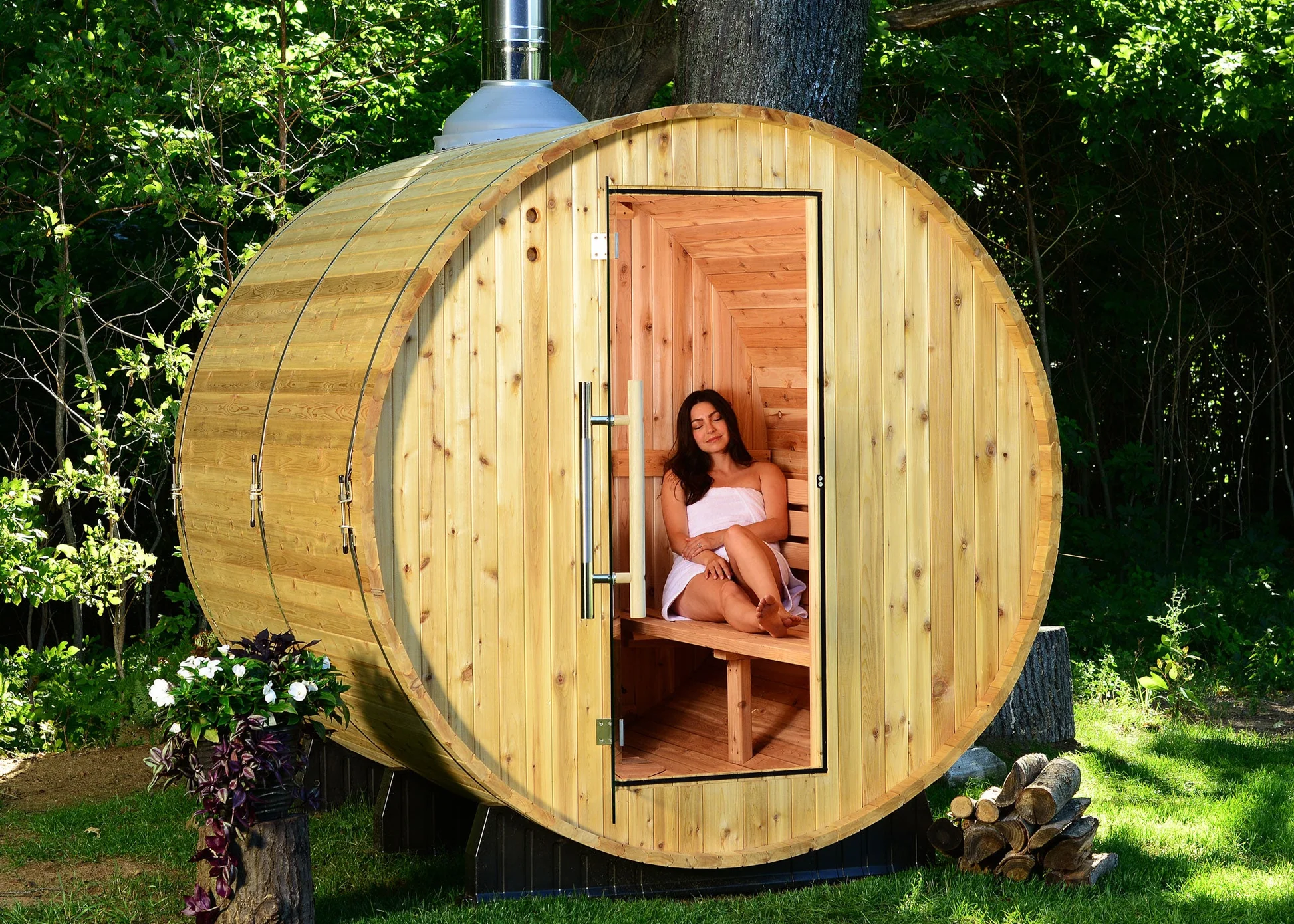 Almost Heaven Seneca 6-Person Classic Barrel Sauna