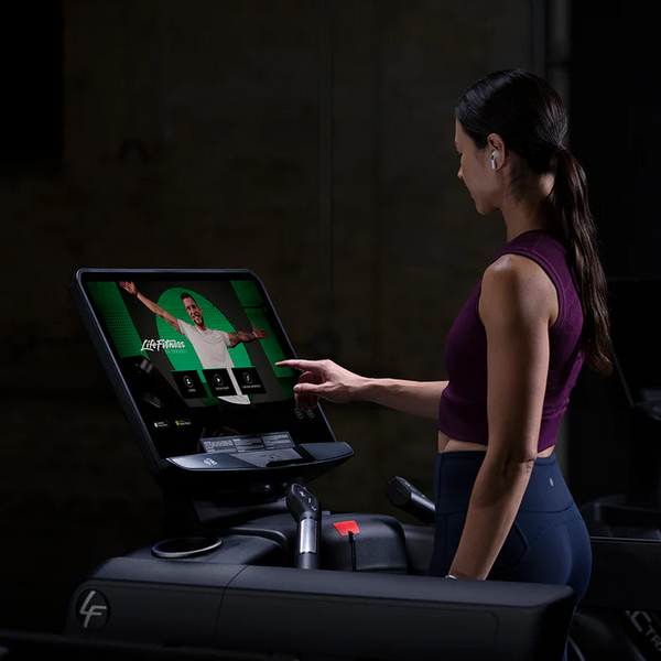 Life Fitness Club Series +Treadmill