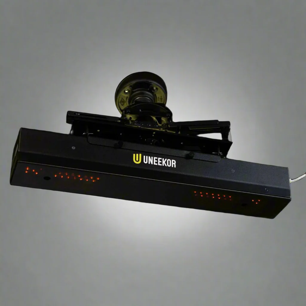 Uneekor EYE XR Garage Golf Simulator Package