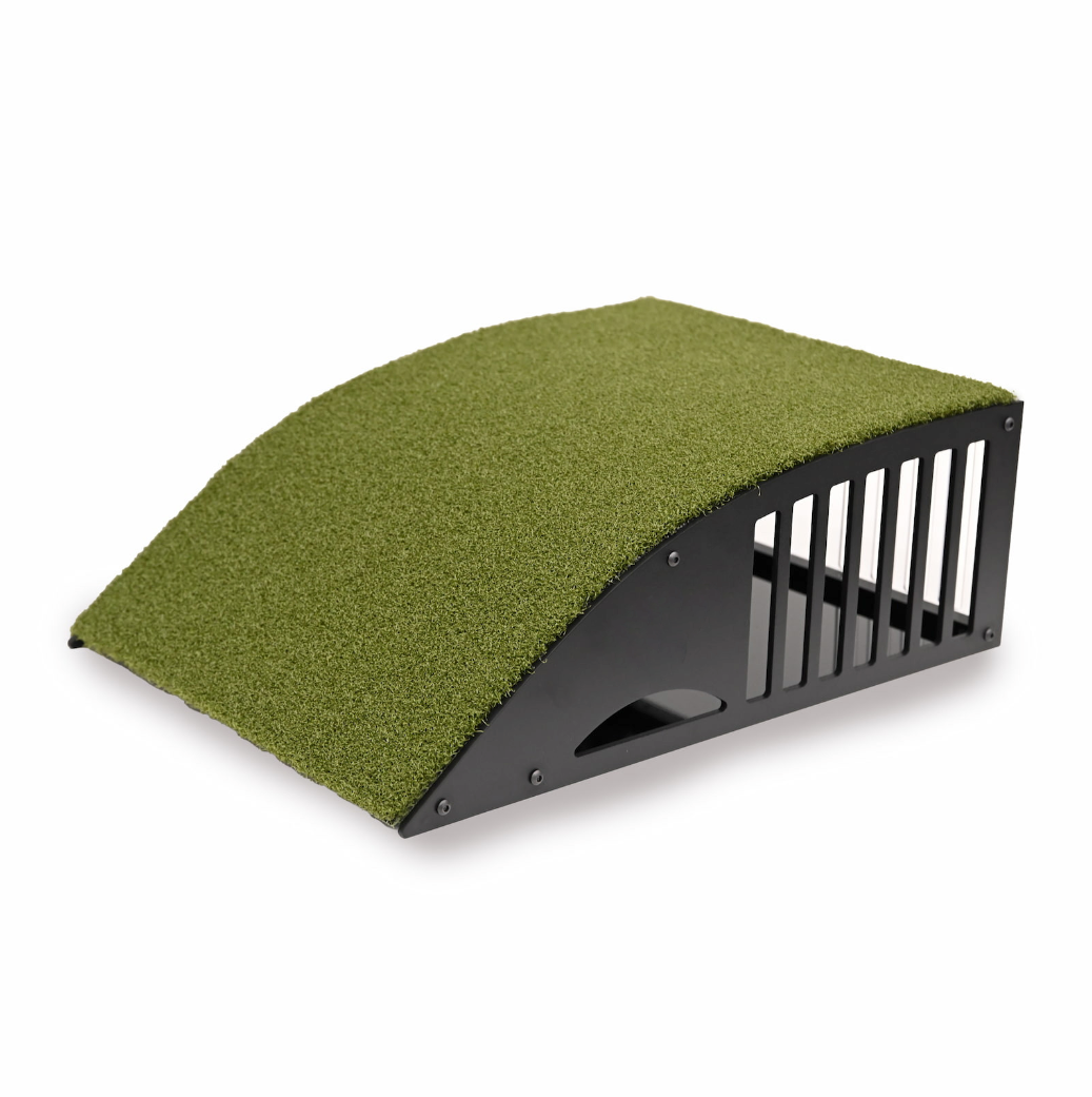 Uneekor EYE XO2 Garage Golf Simulator Package