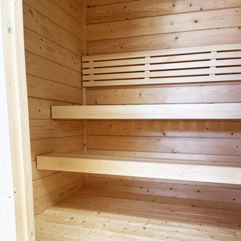 Model G2 4 Person Traditional Outdoor Sauna