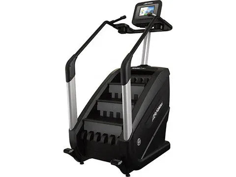 Life Fitness Discover SE PowerMill Climber (Used)