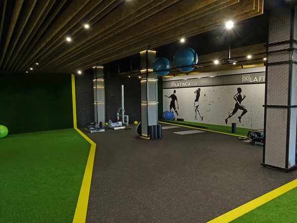 Seamless Vulcanized Rubber Gym Flooring